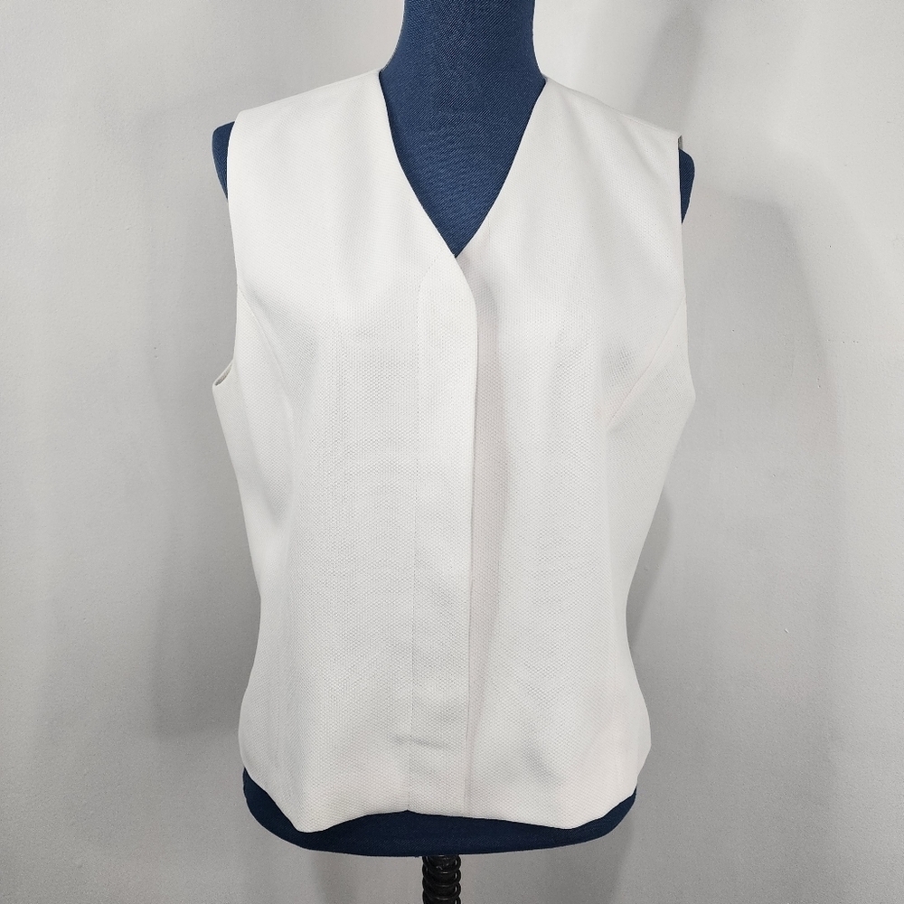 B Bennett White Lined Hidden Buttons Vest